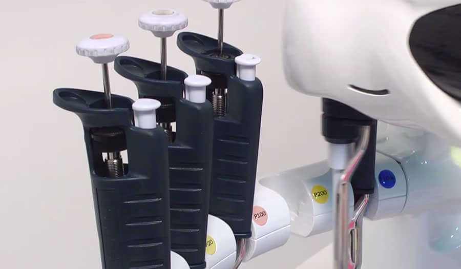 section2-side Liquid handling robot